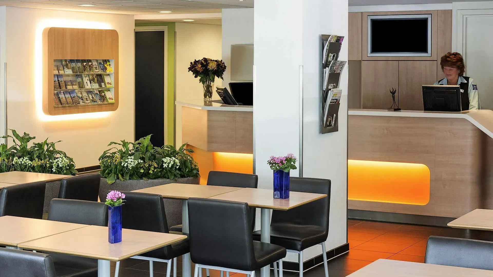 Ibis Budget Amsterdam Airport Badhoevedorp Hotel