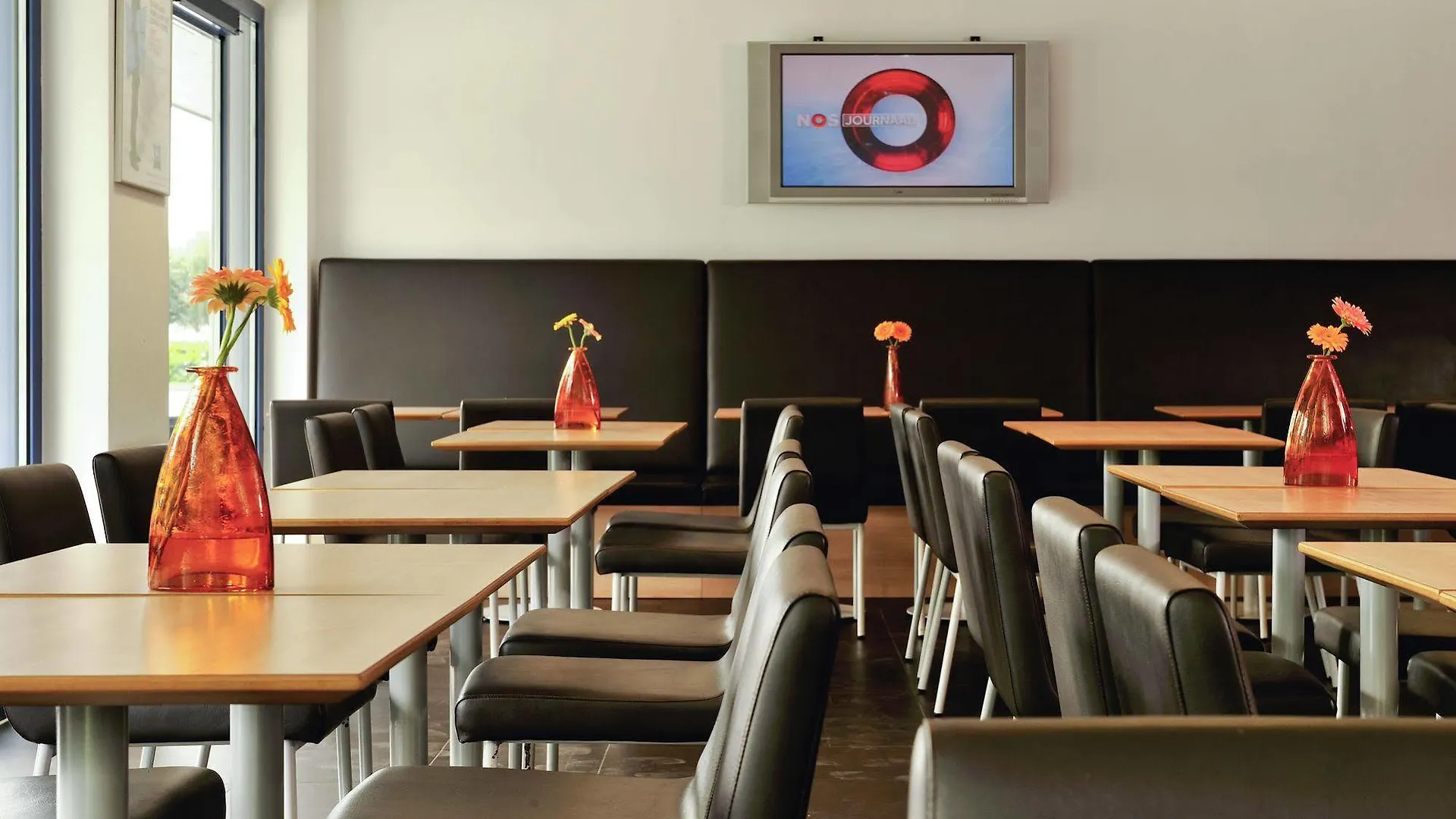 Ibis Budget Amsterdam Airport Badhoevedorp 2*,